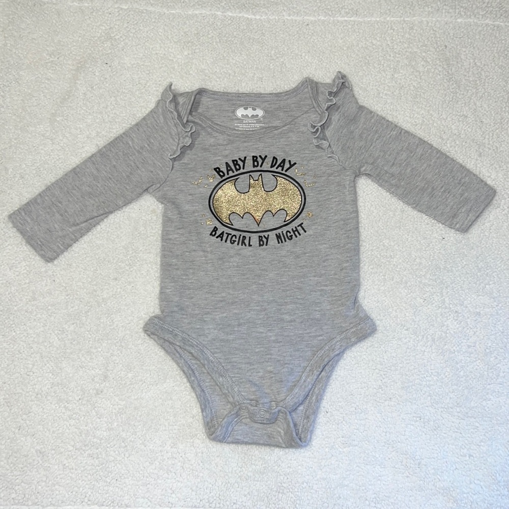 ✨4 FOR $20✨ BAT GIRL ONESIE